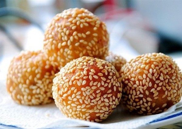 5 hàng bánh rán tuyệt ngon nên thử ngay khi vào phố cổ chơi nhân ngày