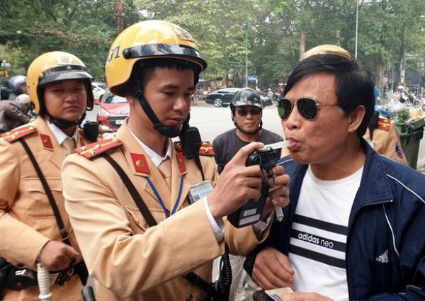 Dịch vụ tài xế lái xe cho người say chất lượng 5 sao tại Hà Nội